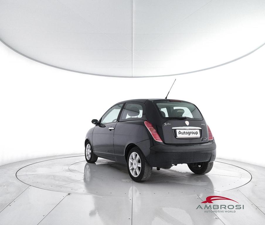 Lancia Ypsilon 1.3 mjt Platino