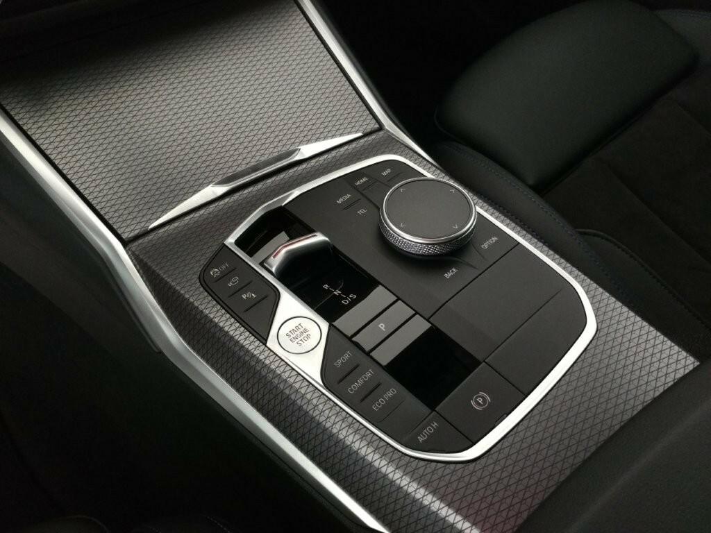 BMW Serie 3 320d mhev 48V Msport auto