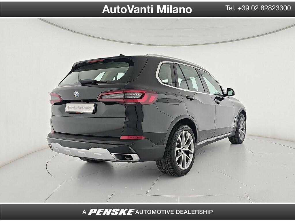 BMW X5 xdrive30d mhev 48V xLine auto