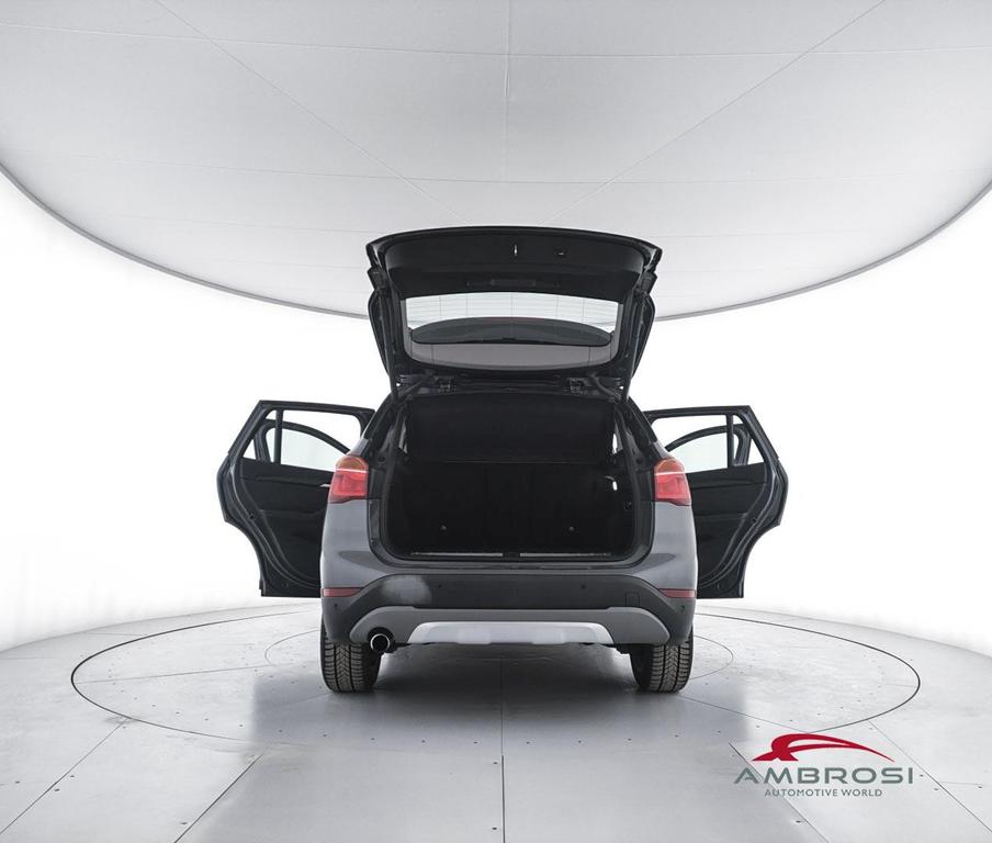 BMW X1 sdrive18d xLine auto