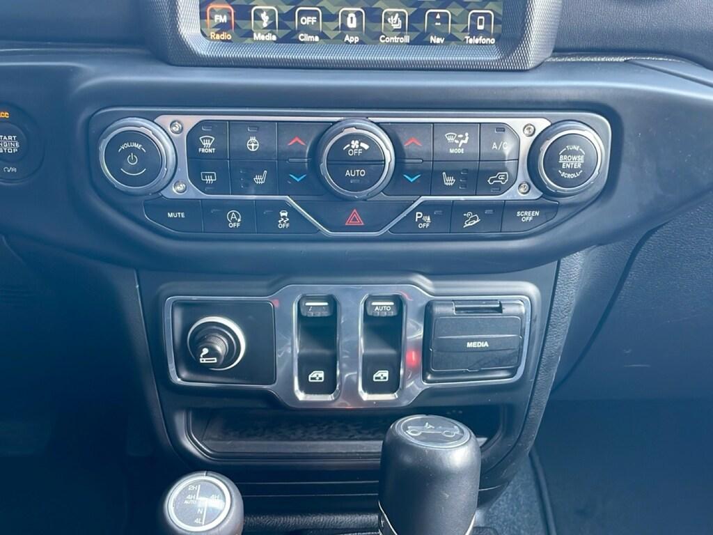 Jeep Wrangler 2.2 mjt II Sahara auto
