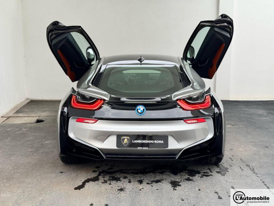 BMW i8 Coupe 1.5 auto