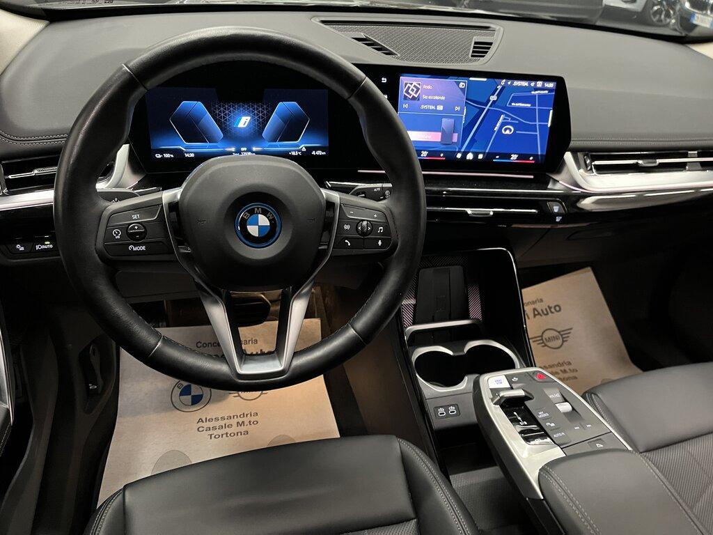 BMW iX1 edrive 20 X-Line