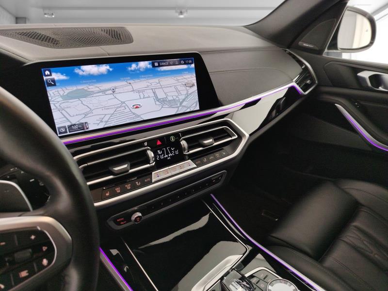 BMW X5 xdrive40d mhev 48V Msport auto