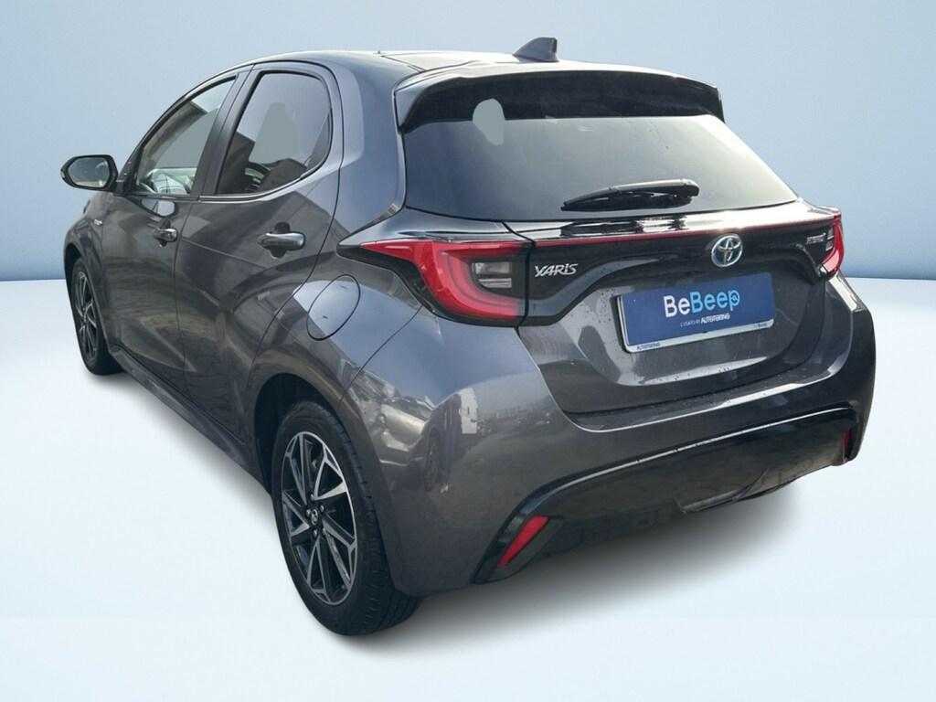 Toyota Yaris 1.5 hybrid Lounge