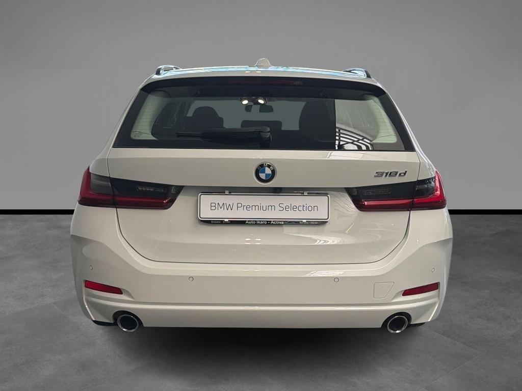 BMW Serie 3 318d Touring mhev 48V auto