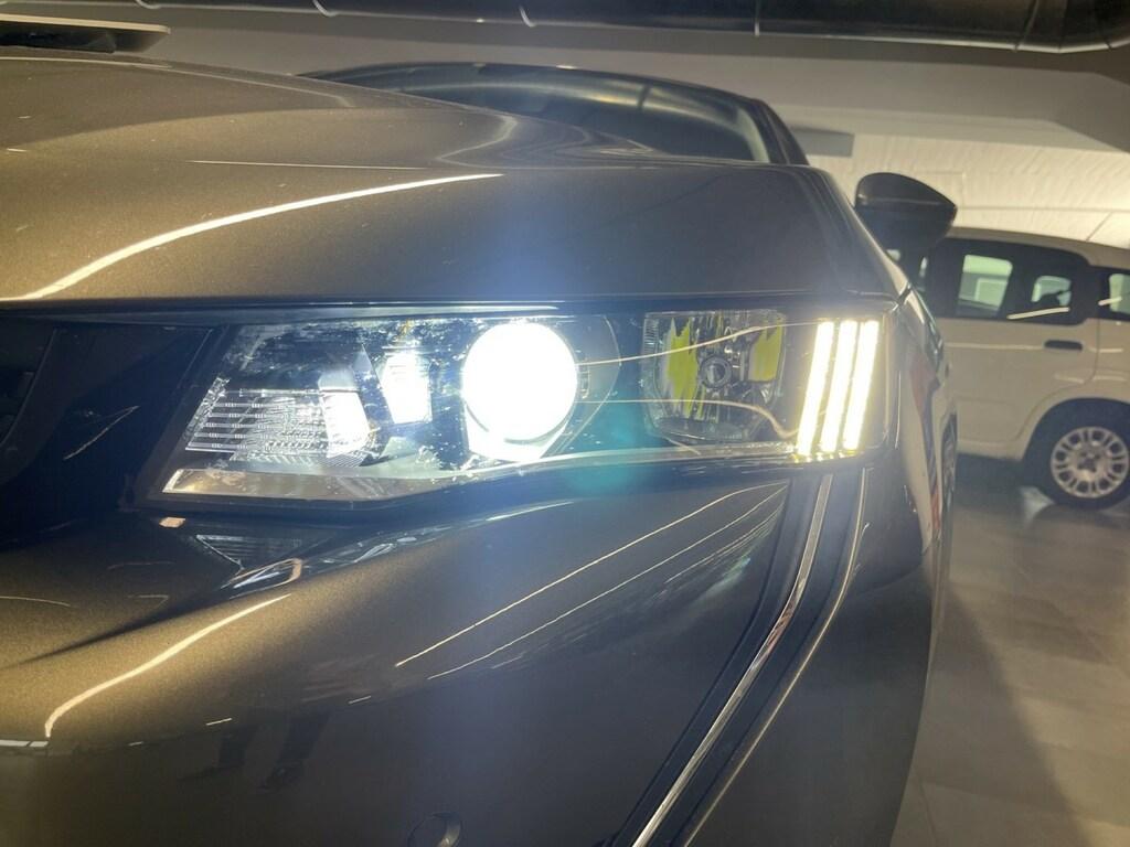 Peugeot 508 1.6 hybrid Allure 225cv e-eat8