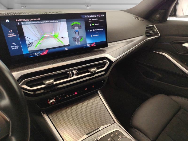 BMW Serie 3 330d Touring mhev 48V Msport xdrive auto