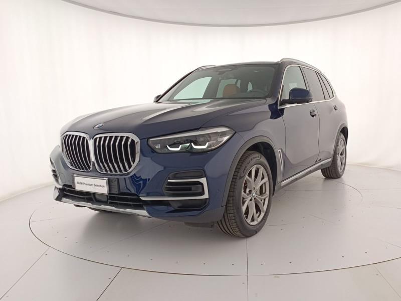 BMW X5 xdrive30d mhev 48V xLine auto