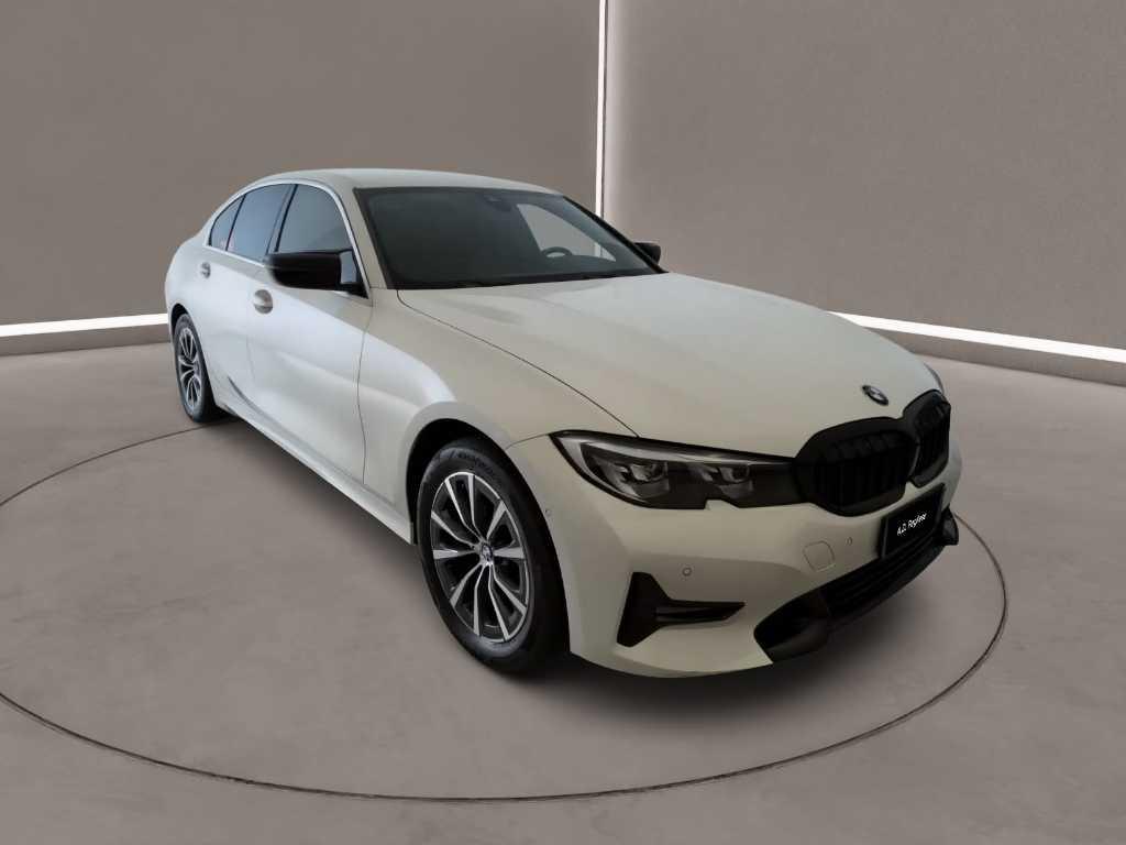 BMW Serie 3 320d mhev 48V xdrive Sport auto