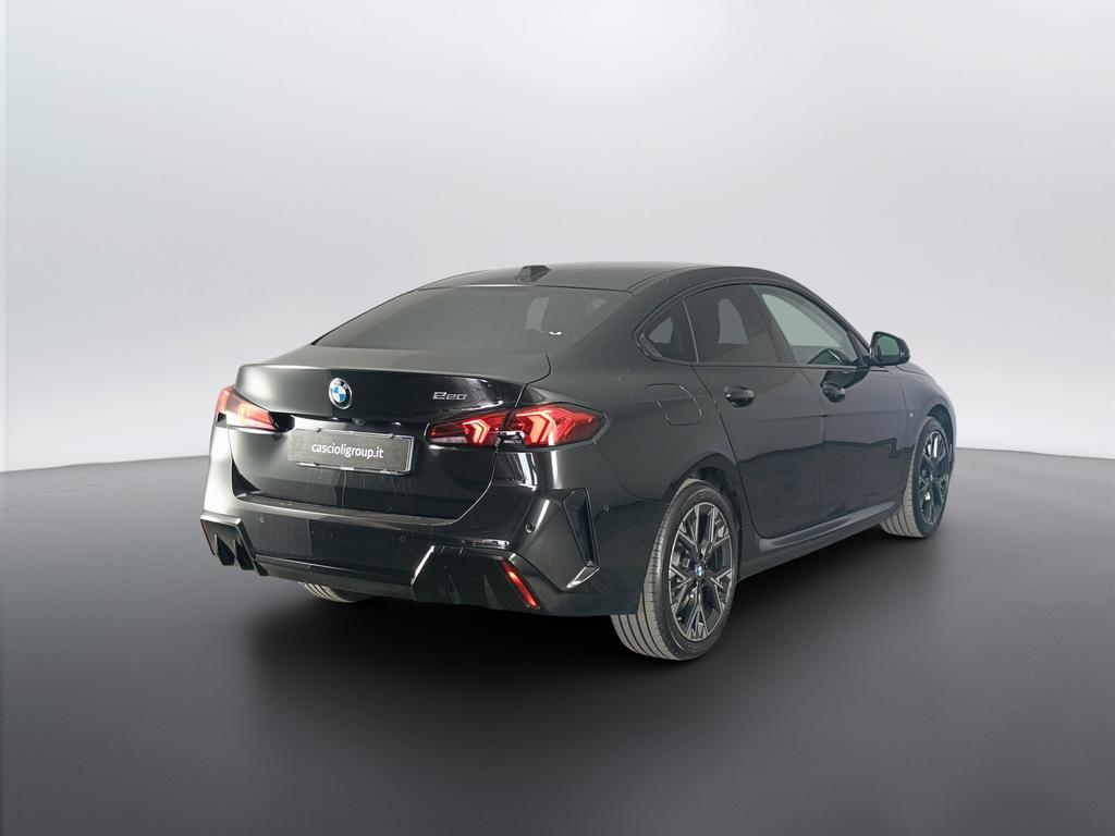 BMW Serie 2 220 Gran Coupe 48V MSport Design auto