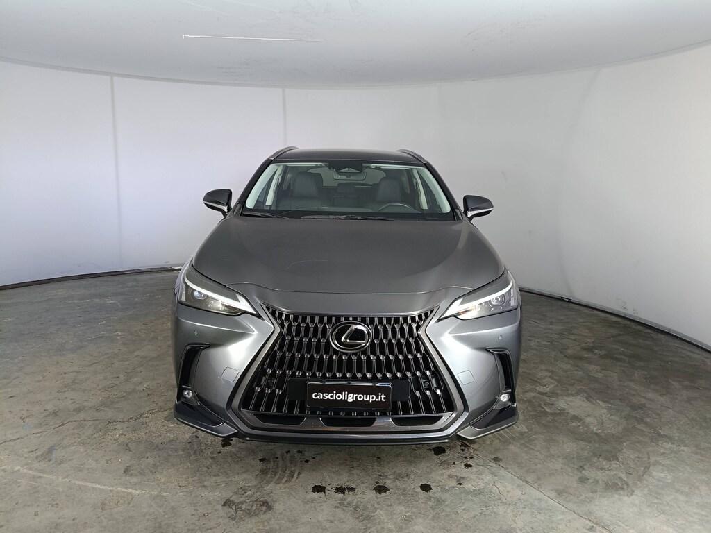 Lexus NX 2.5 hybrid Luxury 4wd e-cvt
