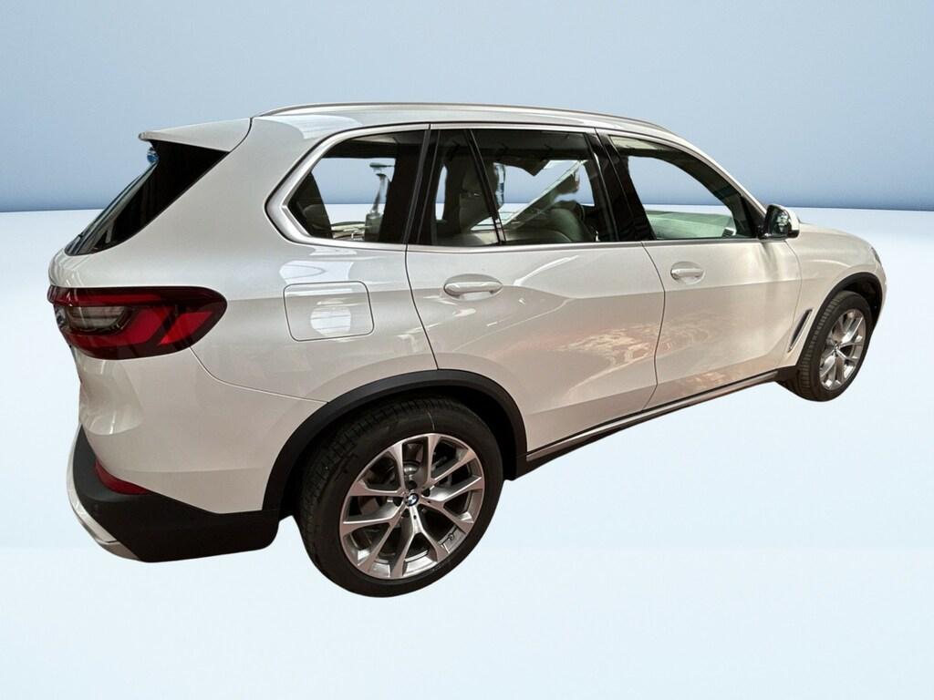 BMW X5 xdrive40d mhev 48V xLine auto