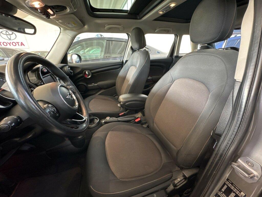 Mini Cooper 1.5 TwinPower Turbo Cooper Hype