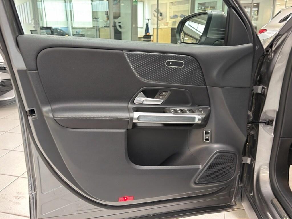 Mercedes GLB 180 d Progressive Advanced auto