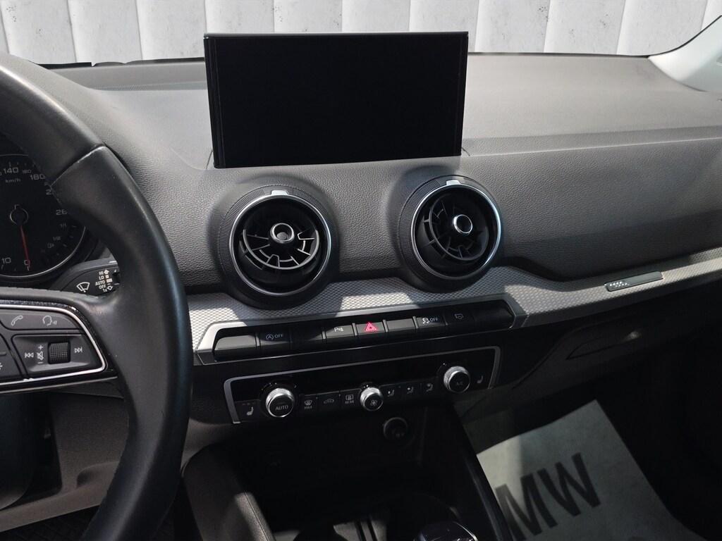 Audi Q2 35 2.0 tdi Business s-tronic