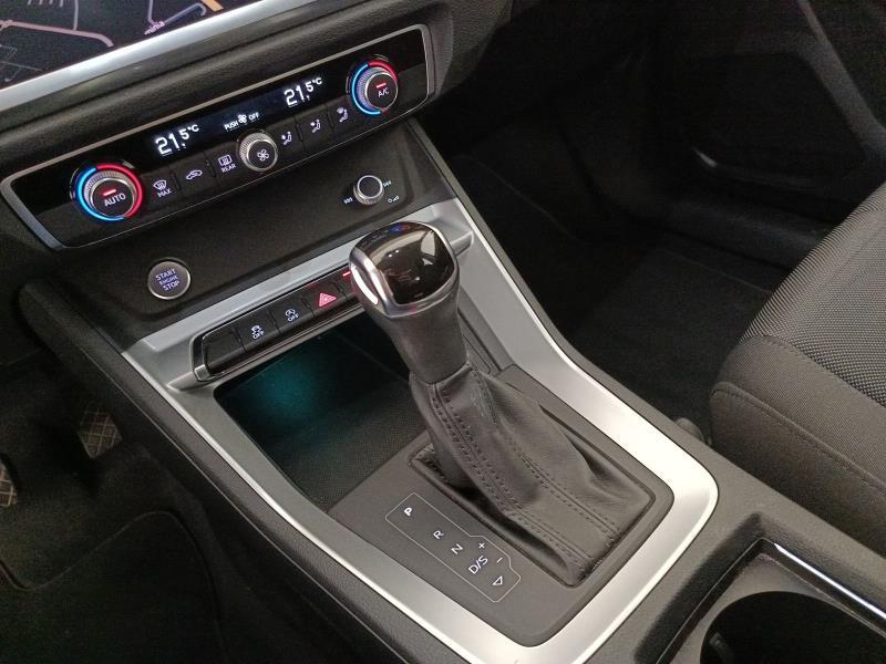 Audi Q3 35 2.0 tdi Business s-tronic
