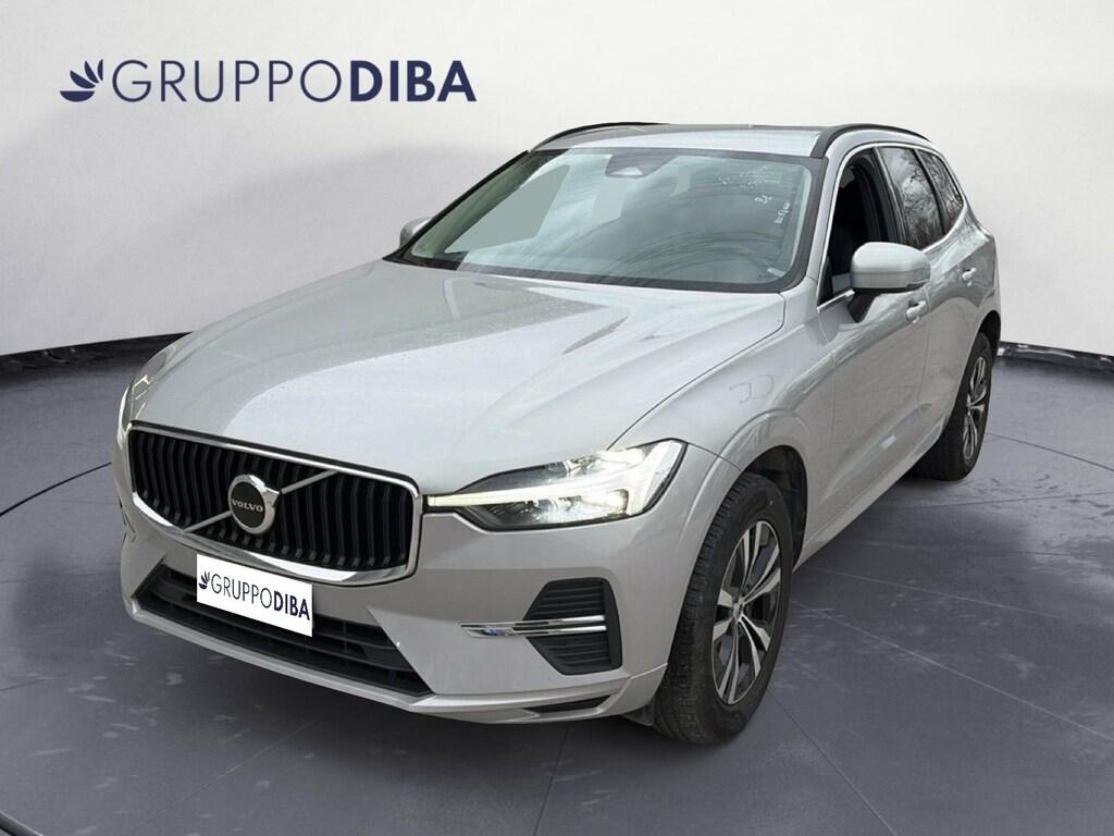 Volvo XC60 2.0 B4 Momentum auto