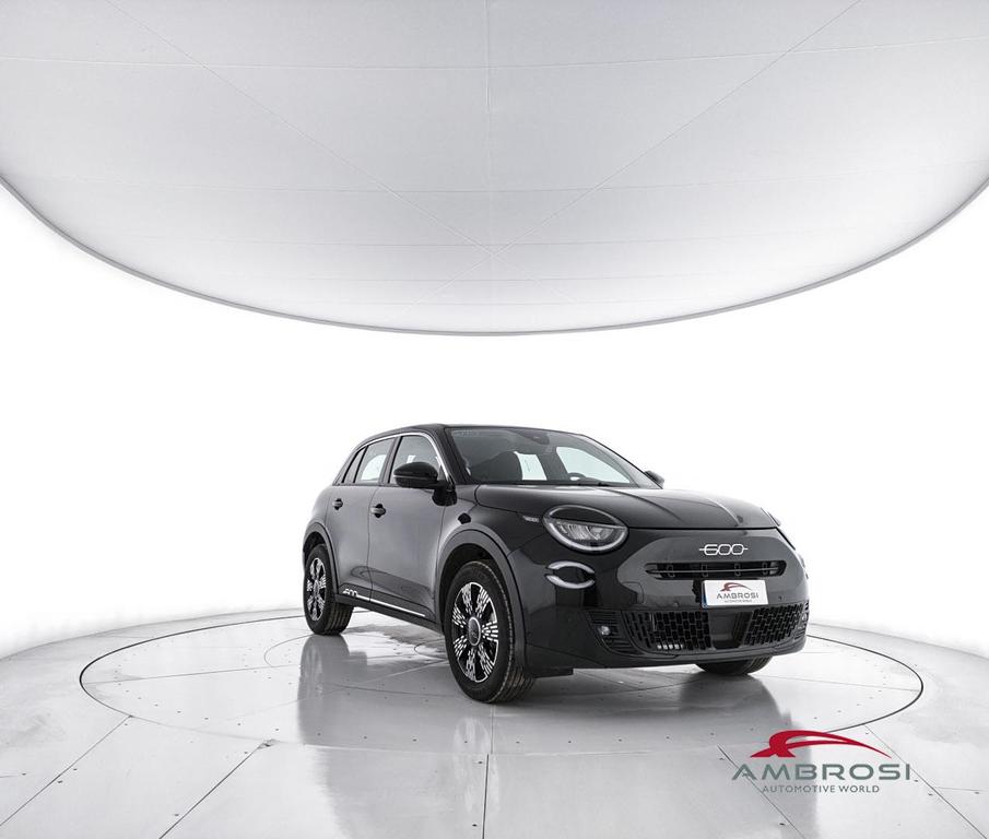Fiat 600 1.2 hybrid 136cv auto