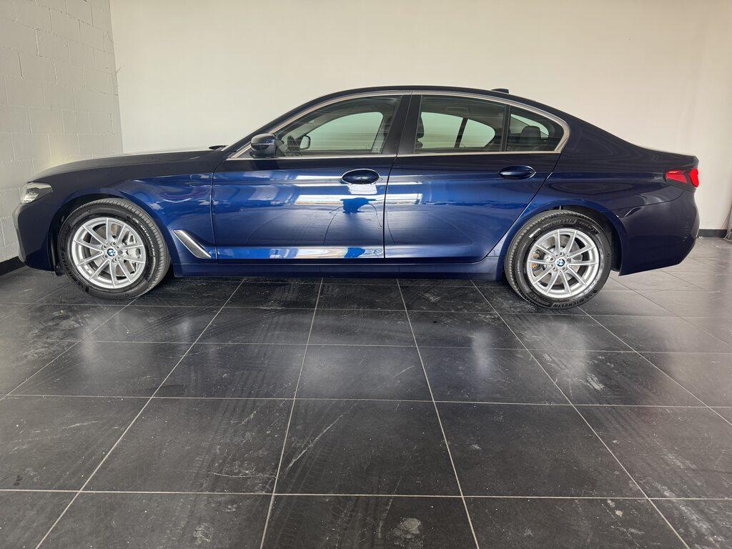 BMW Serie 5 530d mhev 48V xdrive Business auto