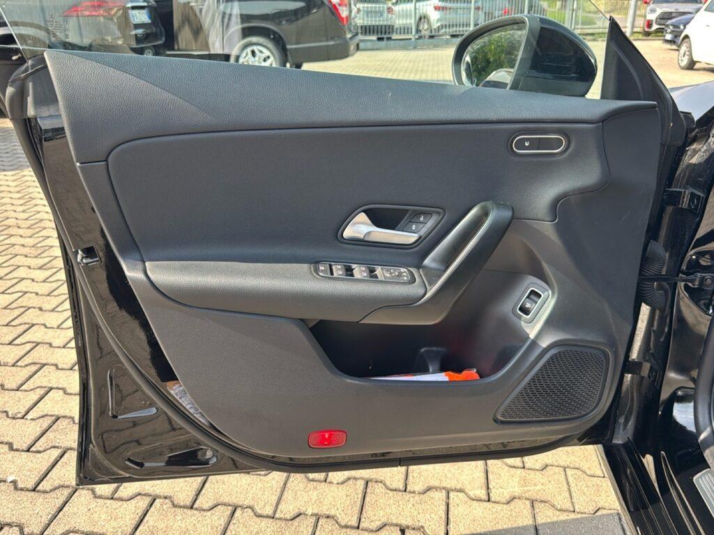 Mercedes CLA Shooting Brake 180 d Advanced auto
