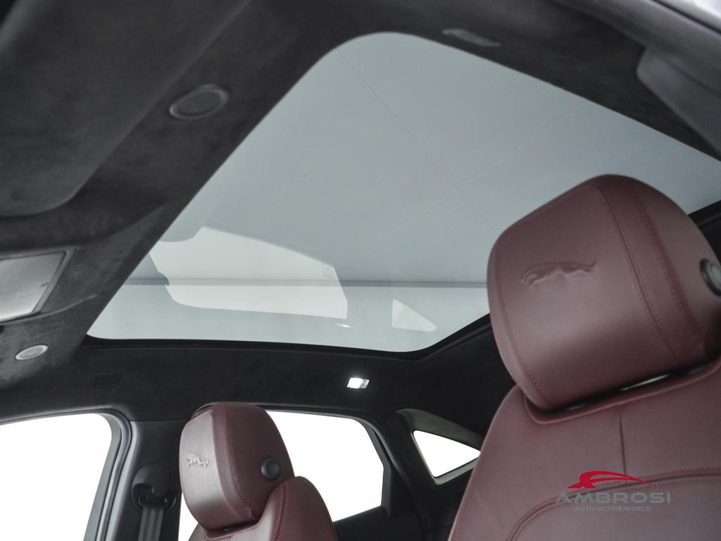 Jaguar E-Pace 2.0 D204 R-Dynamic HSE awd auto