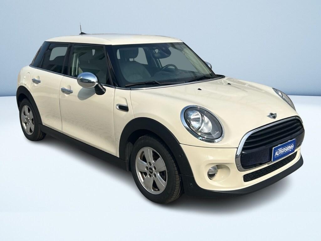 Mini Cooper D 1.5 D Cooper D Auto