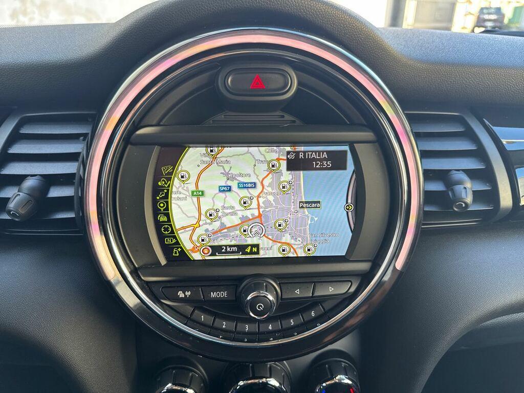 Mini Cooper D 1.5 D Cooper D Business XL Auto