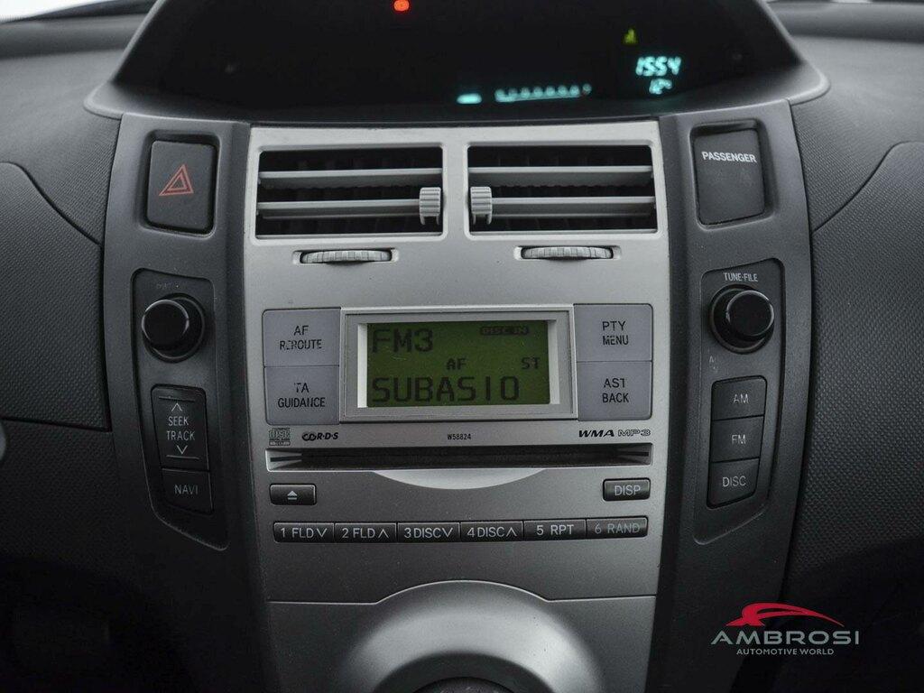 Toyota Yaris 1.3 Sol 5p