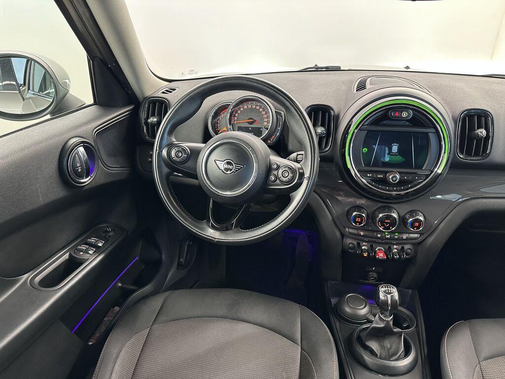 Mini Cooper 1.5 Baker Street
