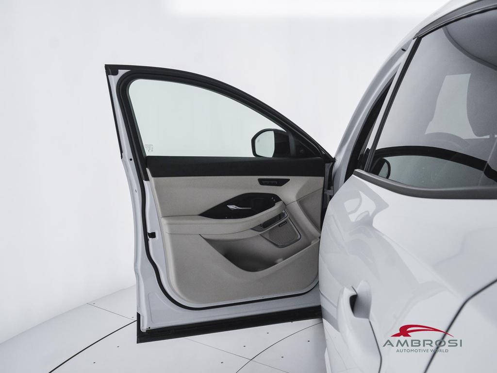 Jaguar E-Pace 2.0 D163 R-Dynamic SE awd auto
