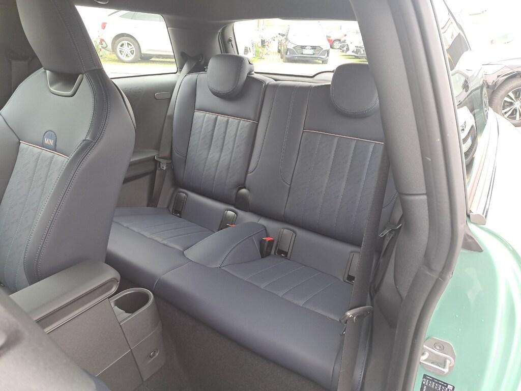 Mini Mini Cooper 3p 1.5 C Favoured auto