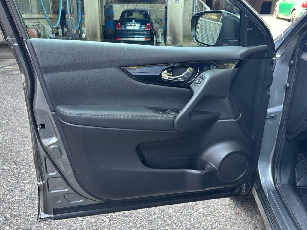 Nissan Qashqai 1.5 dci Tekna 110cv my16