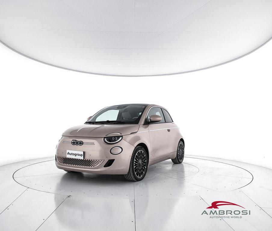 Fiat 500 e 42 kWh La Prima