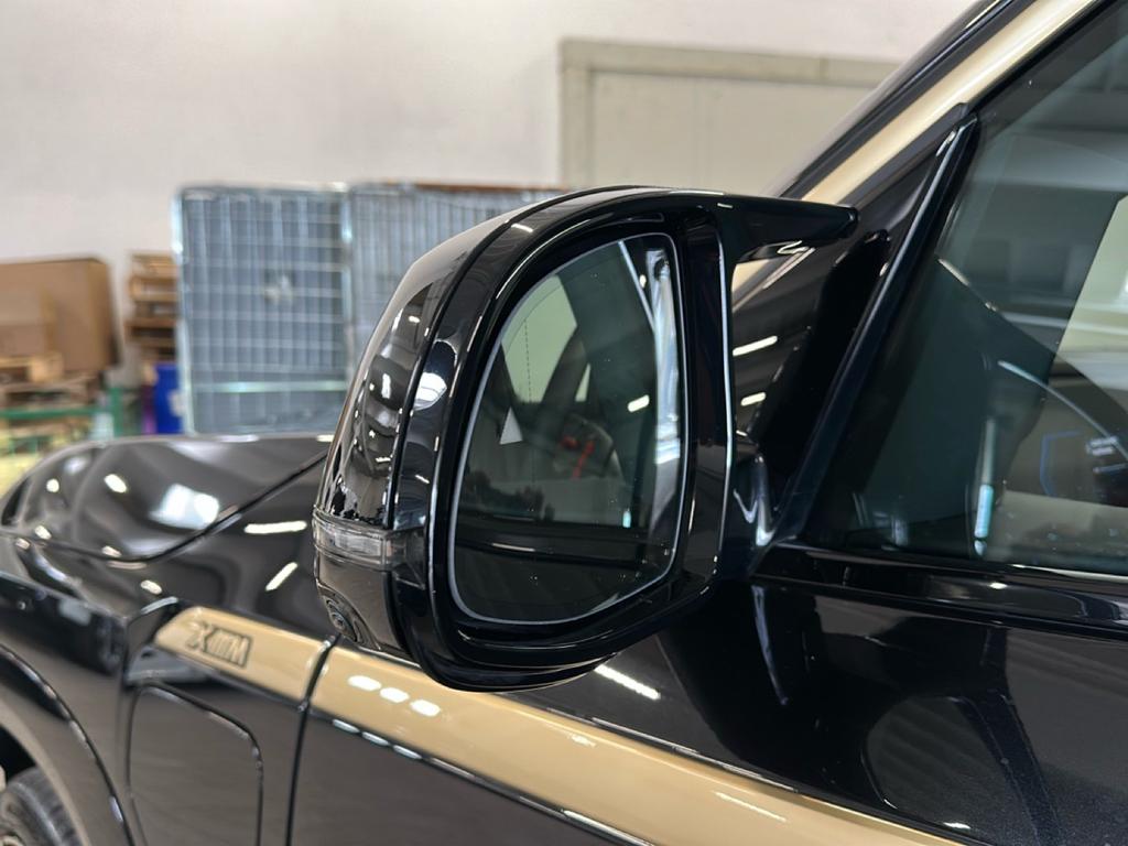 BMW XM 4.4 steptronic