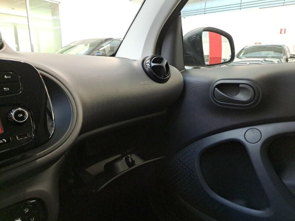 Smart fortwo eq Pure 22kW