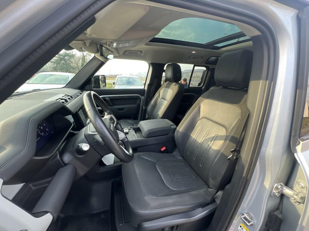 Land Rover Defender 110 2.0d sd4 First Edition awd 240cv auto