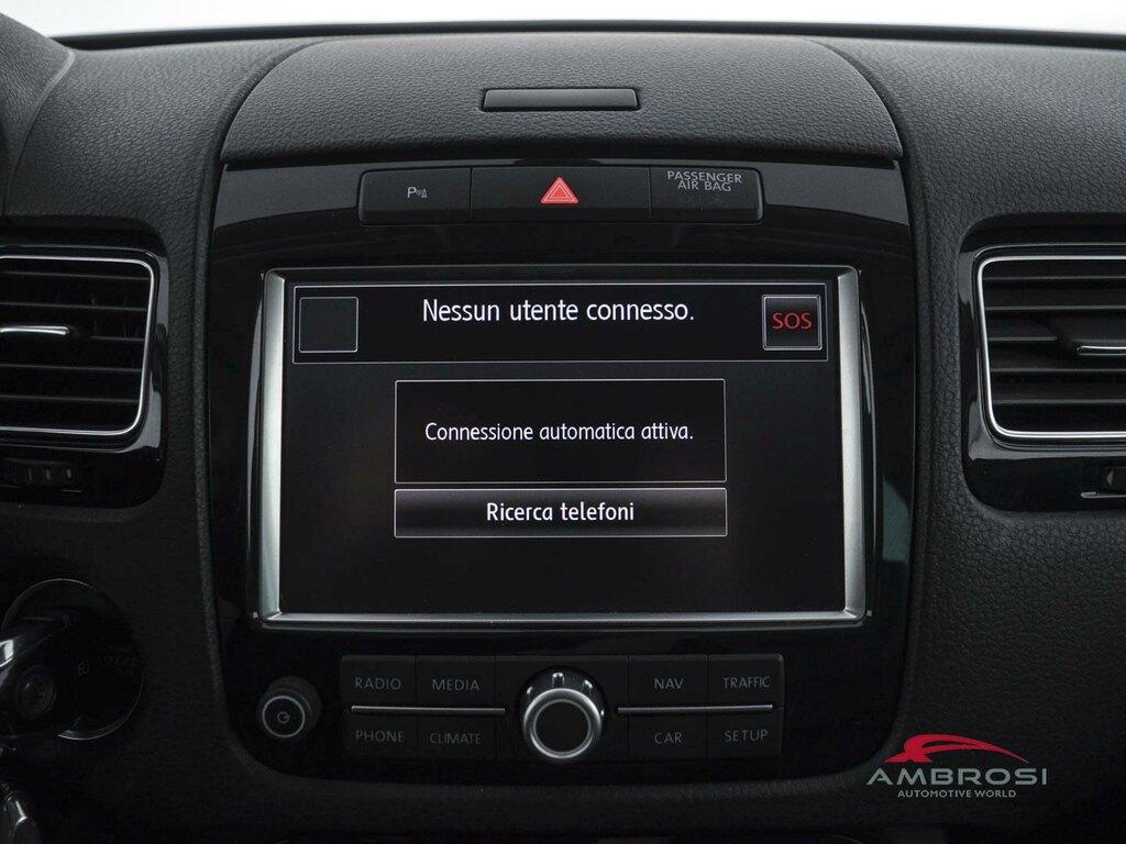 Volkswagen Touareg 3.0 V6 tdi Executive 245cv tiptronic