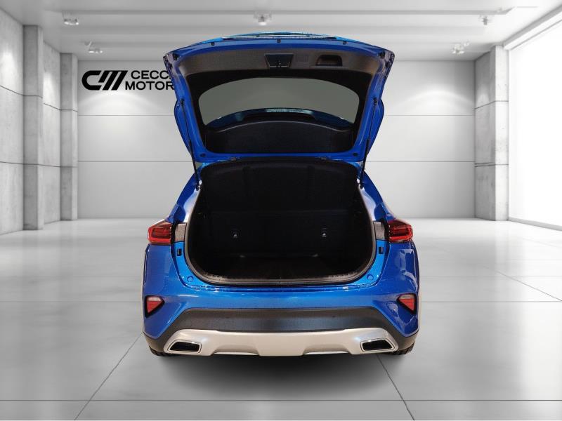 Kia Xceed 1.0 t-gdi High Tech Gpl 117cv