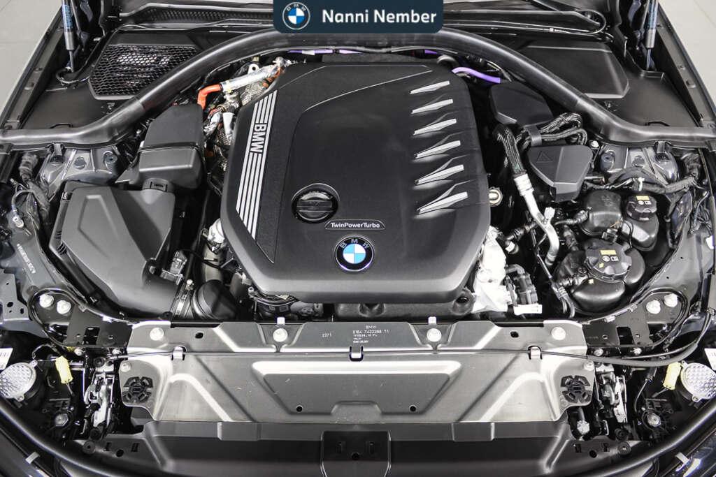 BMW Serie 3 330d Touring mhev 48V xdrive Msport auto