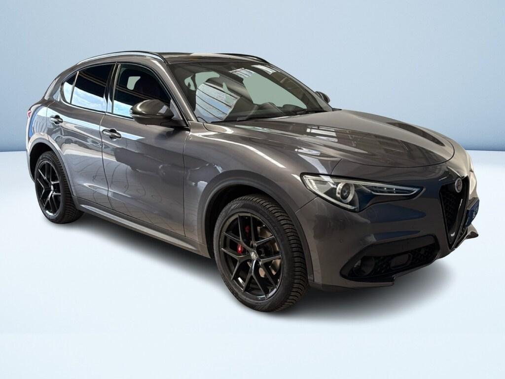 Alfa Romeo Stelvio 2.2 t Business Q4 210cv auto my19