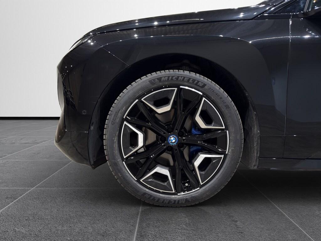 BMW iX xdrive50 pacchetto sportivo