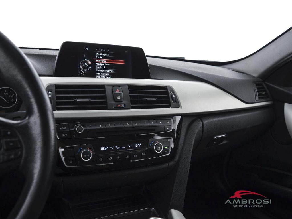 BMW Serie 3 318d Touring Business Advantage auto