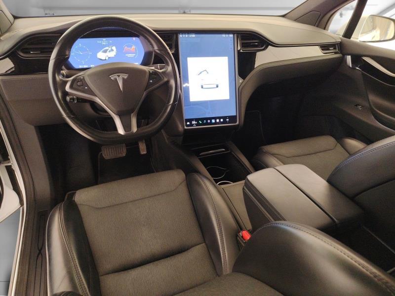 Tesla Model X 75 D