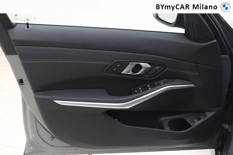 BMW Serie 3 M M340i Touring mhev 48V xdrive auto