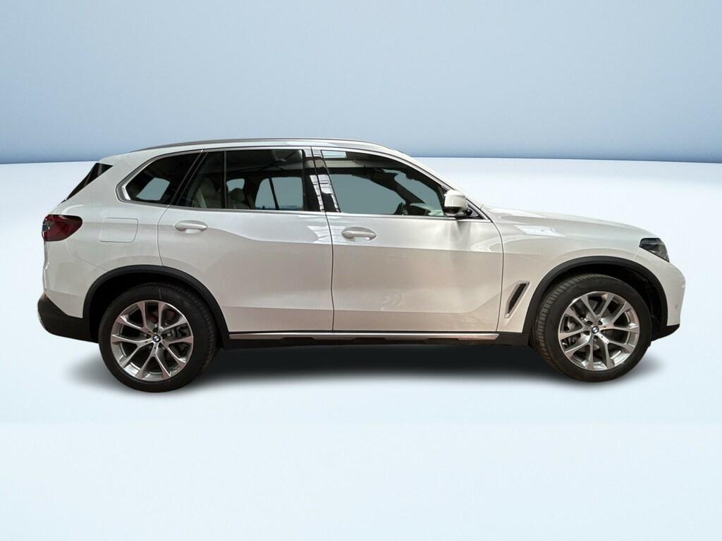 BMW X5 xdrive40d mhev 48V xLine auto