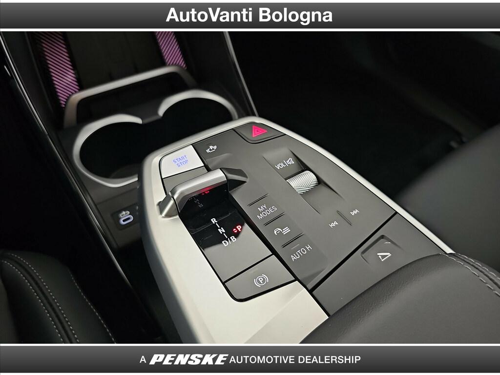 BMW iX1 edrive 20 X-Line