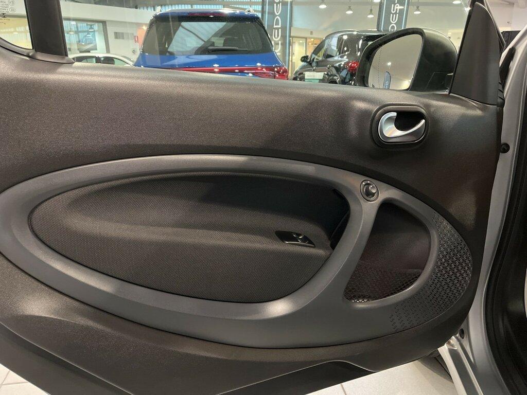 Smart fortwo eq mattrunner 22kW