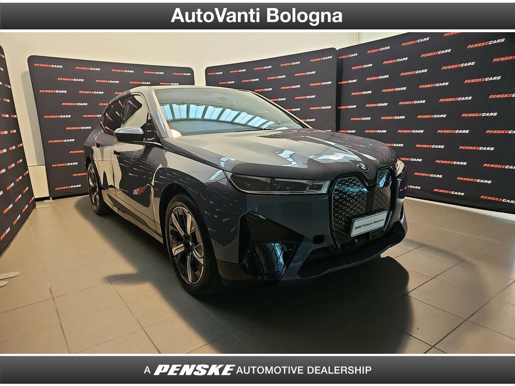 BMW iX xdrive50 pacchetto sportivo
