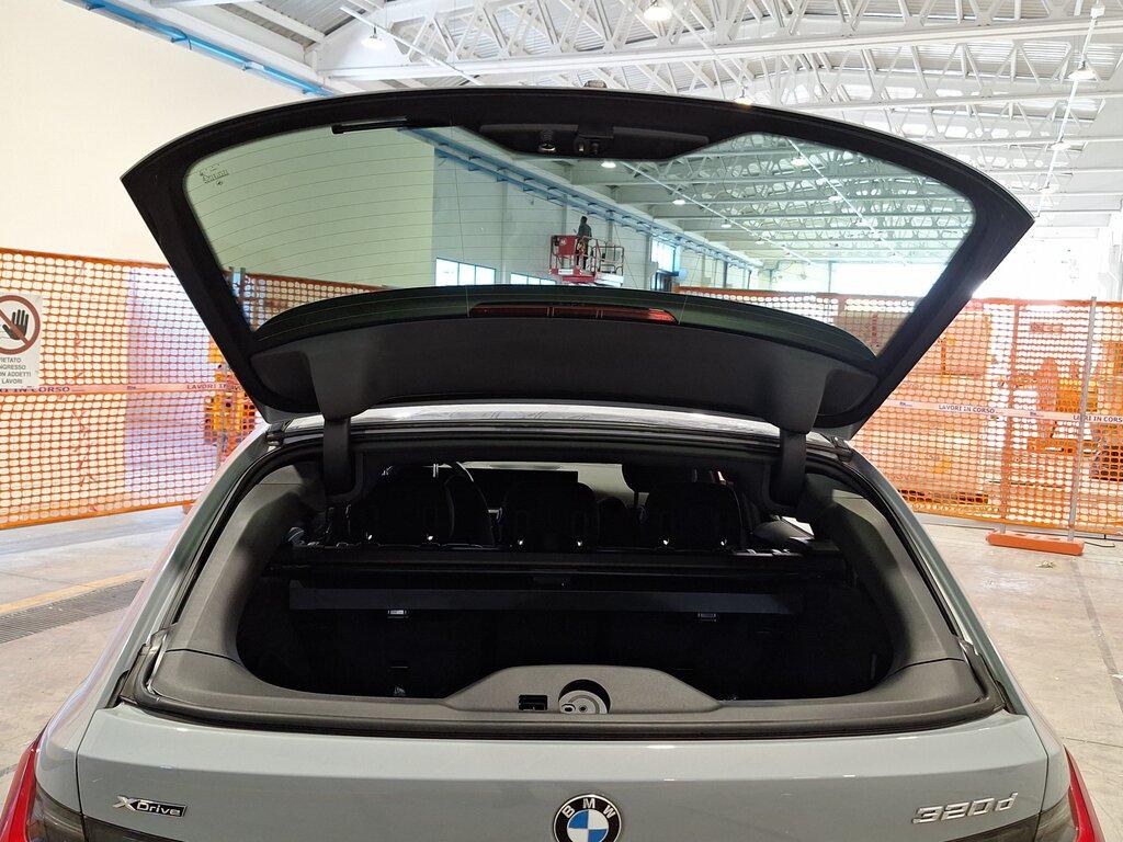 BMW Serie 3 320d Touring mhev 48V xdrive M Sport Pro auto